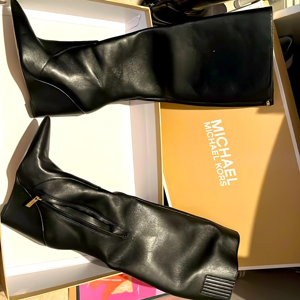Michael Kors black leather boot